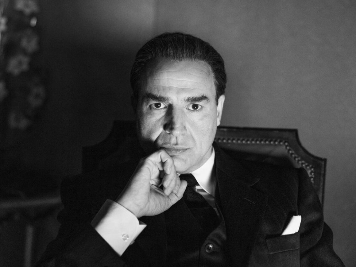 Biography of Cristóbal Balenciaga
